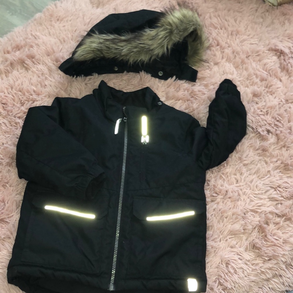 H&M Unisex rainproof jacket size 2-3yr